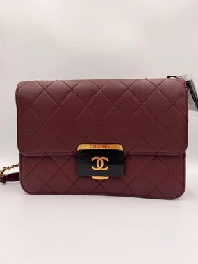 Chanel Beauty Lock Quilted Flap — Burgundy